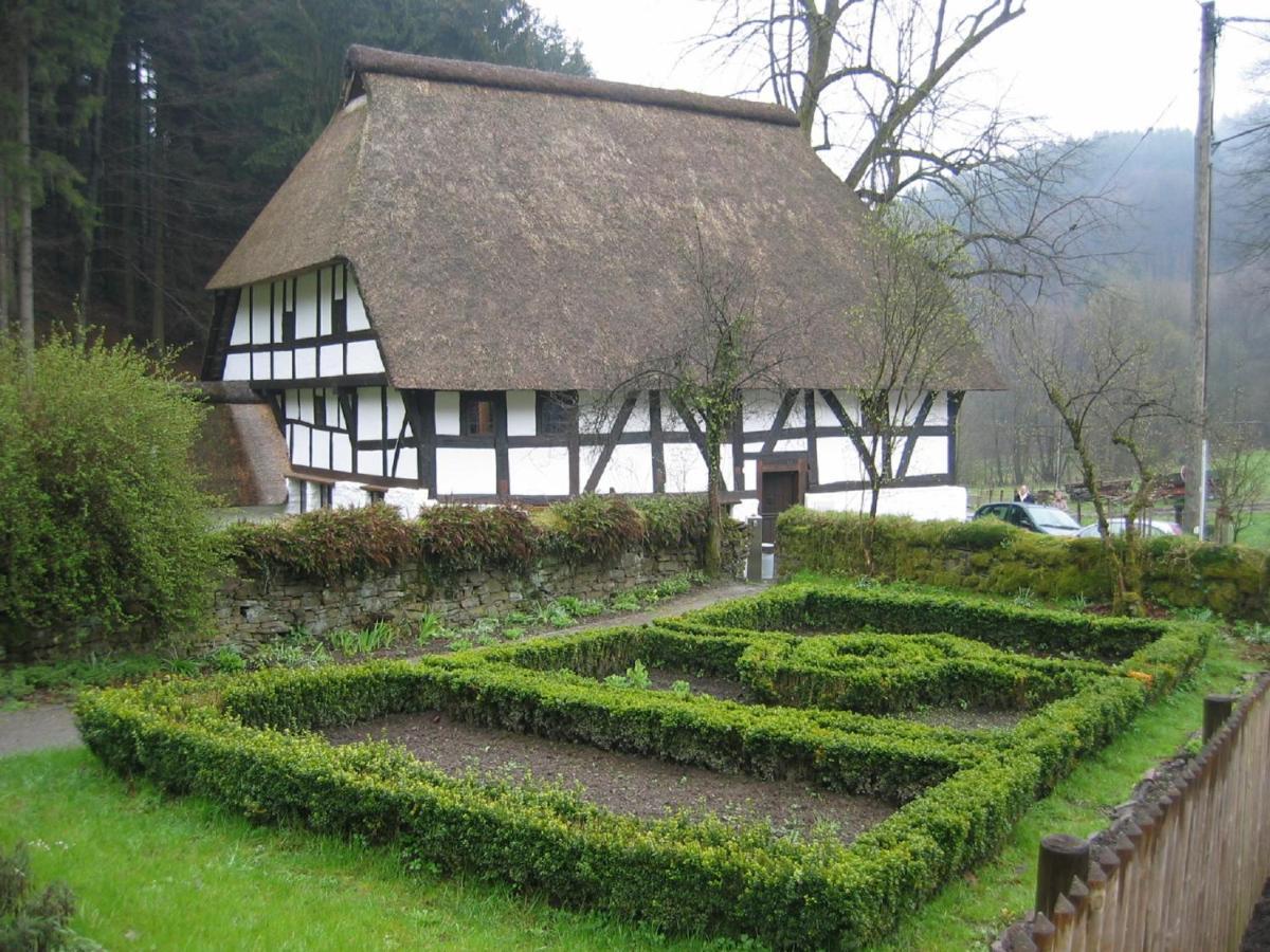 Urlaub Im Naturgarten Bergneustadt Esterno foto